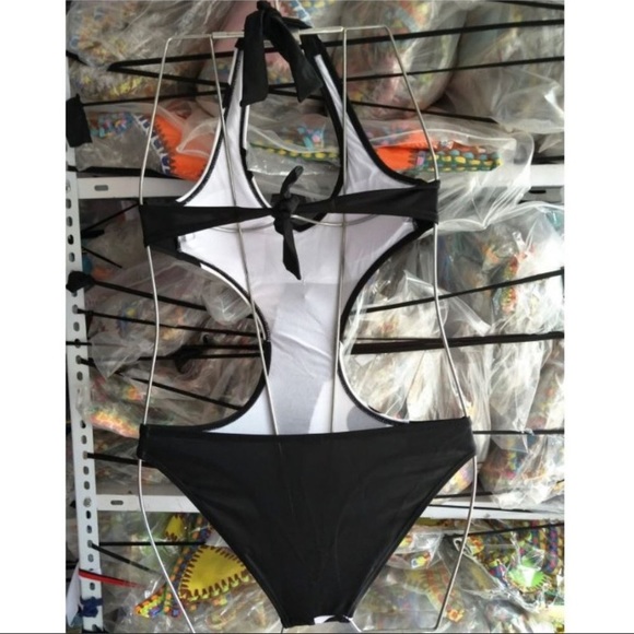 Sexy black and white monokini NEW - Picture 4 of 7